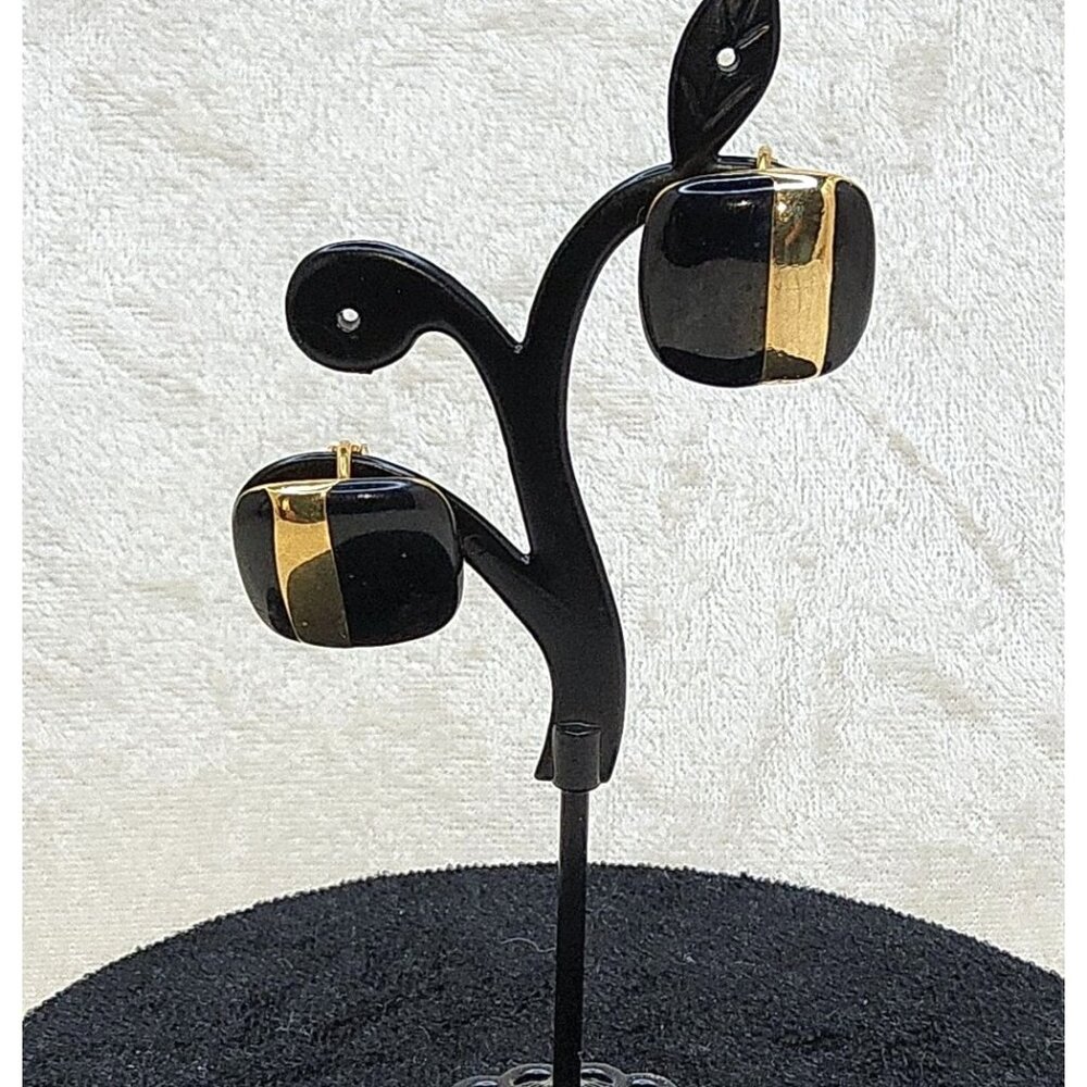 Vintage 1980s Sarah Coventry Black Gold Tone Stripe Clip On Earrings